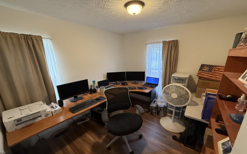 724 Main Street, Grafton, West Virginia 26354, 3 Bedrooms Bedrooms, 6 Rooms Rooms,1 BathroomBathrooms,Single Family Detached,For Sale,Main,10161952