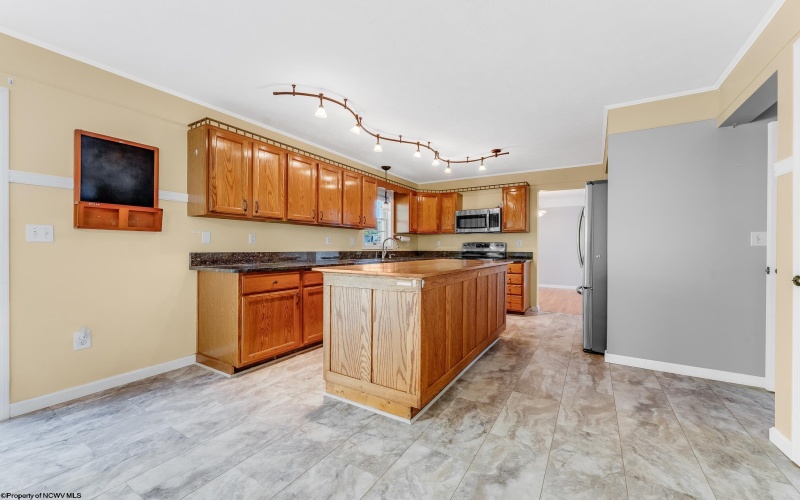 3208 Lemley Street, Morgantown, West Virginia 26508, 4 Bedrooms Bedrooms, 8 Rooms Rooms,2 BathroomsBathrooms,Single Family Detached,For Sale,Lemley,10161962
