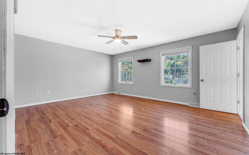 3208 Lemley Street, Morgantown, West Virginia 26508, 4 Bedrooms Bedrooms, 8 Rooms Rooms,2 BathroomsBathrooms,Single Family Detached,For Sale,Lemley,10161962