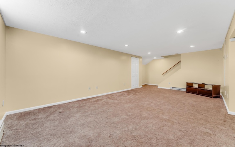 3208 Lemley Street, Morgantown, West Virginia 26508, 4 Bedrooms Bedrooms, 8 Rooms Rooms,2 BathroomsBathrooms,Single Family Detached,For Sale,Lemley,10161962