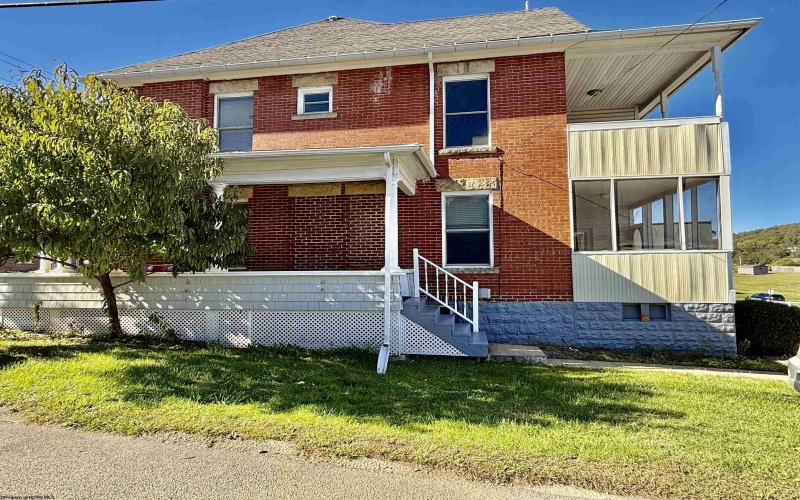 720 Pike Street, Barrackville, West Virginia 26559, 4 Bedrooms Bedrooms, 7 Rooms Rooms,2 BathroomsBathrooms,Single Family Detached,For Sale,Pike,10161957 720 Pike Street, Barrackville, West Virginia 26559, 4 Bedrooms Bedrooms, 7 Rooms Rooms,2 BathroomsBathrooms,Single Family Detached,For Sale,Pike,10161957