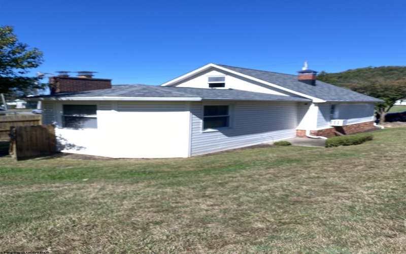 8037 Maple Avenue, Stonewood, West Virginia 26301, 2 Bedrooms Bedrooms, 7 Rooms Rooms,1 BathroomBathrooms,Single Family Detached,For Sale,Maple,10161965