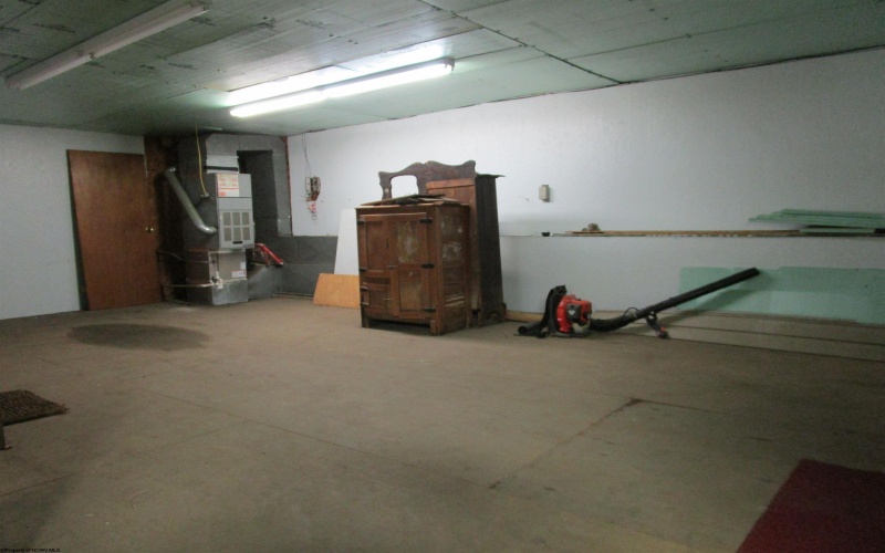 10 Custom Paving Street, Elkins, West Virginia 26241, ,Commercial/industrial,For Sale,Custom Paving,10161972
