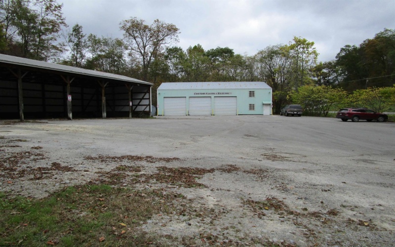 10 Custom Paving Street, Elkins, West Virginia 26241, ,Commercial/industrial,For Sale,Custom Paving,10161972