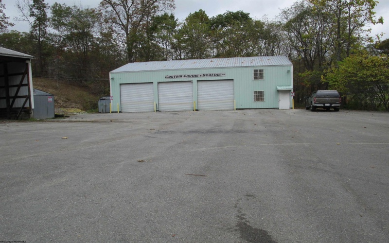 10 Custom Paving Street, Elkins, West Virginia 26241, ,Commercial/industrial,For Sale,Custom Paving,10161972