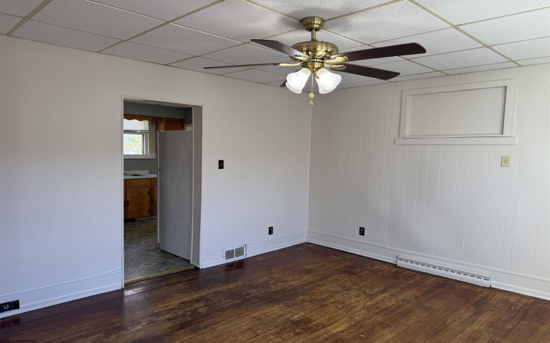 109 & 109.5 Highland Avenue, Fairmont, West Virginia 26554, 2 Bedrooms Bedrooms, 5 Rooms Rooms,1 BathroomBathrooms,Single Family Detached,For Sale,Highland,10161967 109 & 109.5 Highland Avenue, Fairmont, West Virginia 26554, 2 Bedrooms Bedrooms, 5 Rooms Rooms,1 BathroomBathrooms,Single Family Detached,For Sale,Highland,10161967