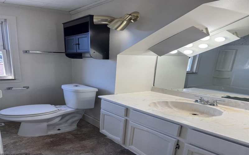 109 & 109.5 Highland Avenue, Fairmont, West Virginia 26554, 2 Bedrooms Bedrooms, 5 Rooms Rooms,1 BathroomBathrooms,Single Family Detached,For Sale,Highland,10161967 109 & 109.5 Highland Avenue, Fairmont, West Virginia 26554, 2 Bedrooms Bedrooms, 5 Rooms Rooms,1 BathroomBathrooms,Single Family Detached,For Sale,Highland,10161967