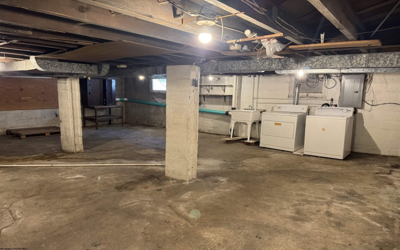 109 & 109.5 Highland Avenue, Fairmont, West Virginia 26554, 2 Bedrooms Bedrooms, 5 Rooms Rooms,1 BathroomBathrooms,Single Family Detached,For Sale,Highland,10161967 109 & 109.5 Highland Avenue, Fairmont, West Virginia 26554, 2 Bedrooms Bedrooms, 5 Rooms Rooms,1 BathroomBathrooms,Single Family Detached,For Sale,Highland,10161967