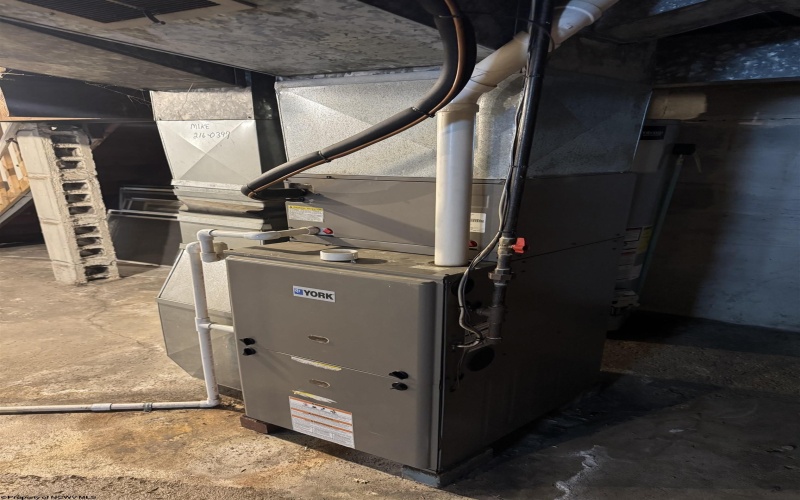 109 & 109.5 Highland Avenue, Fairmont, West Virginia 26554, 2 Bedrooms Bedrooms, 5 Rooms Rooms,1 BathroomBathrooms,Single Family Detached,For Sale,Highland,10161967 109 & 109.5 Highland Avenue, Fairmont, West Virginia 26554, 2 Bedrooms Bedrooms, 5 Rooms Rooms,1 BathroomBathrooms,Single Family Detached,For Sale,Highland,10161967