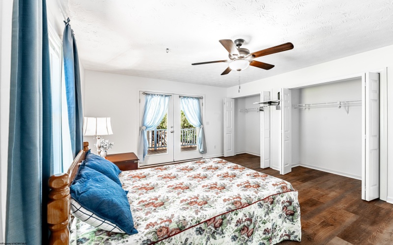 1914 Carpenter Drive, Fairmont, West Virginia 26554, 3 Bedrooms Bedrooms, 6 Rooms Rooms,2 BathroomsBathrooms,Single Family Detached,For Sale,Carpenter,10161971 1914 Carpenter Drive, Fairmont, West Virginia 26554, 3 Bedrooms Bedrooms, 6 Rooms Rooms,2 BathroomsBathrooms,Single Family Detached,For Sale,Carpenter,10161971