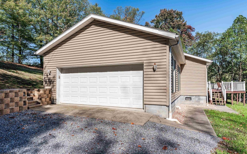 1914 Carpenter Drive, Fairmont, West Virginia 26554, 3 Bedrooms Bedrooms, 6 Rooms Rooms,2 BathroomsBathrooms,Single Family Detached,For Sale,Carpenter,10161971 1914 Carpenter Drive, Fairmont, West Virginia 26554, 3 Bedrooms Bedrooms, 6 Rooms Rooms,2 BathroomsBathrooms,Single Family Detached,For Sale,Carpenter,10161971