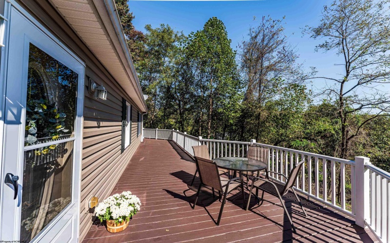 1914 Carpenter Drive, Fairmont, West Virginia 26554, 3 Bedrooms Bedrooms, 6 Rooms Rooms,2 BathroomsBathrooms,Single Family Detached,For Sale,Carpenter,10161971 1914 Carpenter Drive, Fairmont, West Virginia 26554, 3 Bedrooms Bedrooms, 6 Rooms Rooms,2 BathroomsBathrooms,Single Family Detached,For Sale,Carpenter,10161971