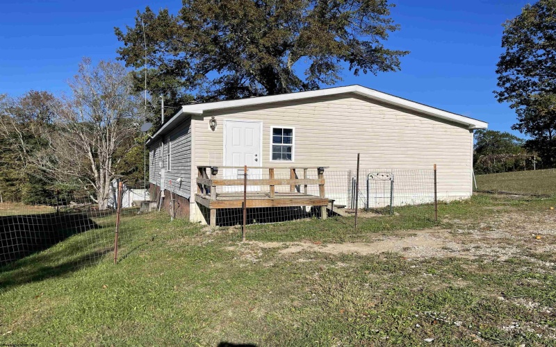 12 Fellowship Way, Buckhannon, West Virginia 26201, 3 Bedrooms Bedrooms, 7 Rooms Rooms,2 BathroomsBathrooms,Single Family Detached,For Sale,Fellowship,10161973