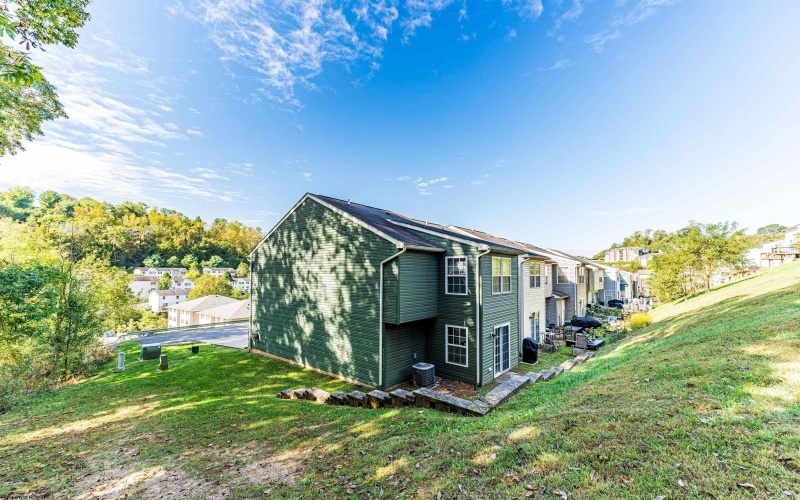 148 Hawks Run Road, Morgantown, West Virginia 26508, 2 Bedrooms Bedrooms, 5 Rooms Rooms,2 BathroomsBathrooms,Single Family Attached,For Sale,Hawks Run,10161974 148 Hawks Run Road, Morgantown, West Virginia 26508, 2 Bedrooms Bedrooms, 5 Rooms Rooms,2 BathroomsBathrooms,Single Family Attached,For Sale,Hawks Run,10161974