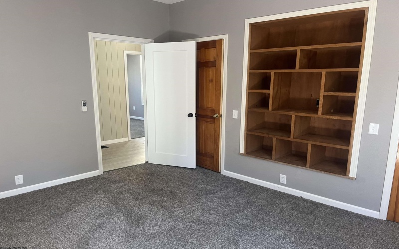 19 Forinash Road, Weston, West Virginia 26452, 3 Bedrooms Bedrooms, 6 Rooms Rooms,1 BathroomBathrooms,Single Family Detached,For Sale,Forinash,10161991