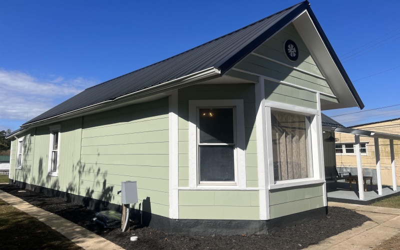 19 Forinash Road, Weston, West Virginia 26452, 3 Bedrooms Bedrooms, 6 Rooms Rooms,1 BathroomBathrooms,Single Family Detached,For Sale,Forinash,10161991