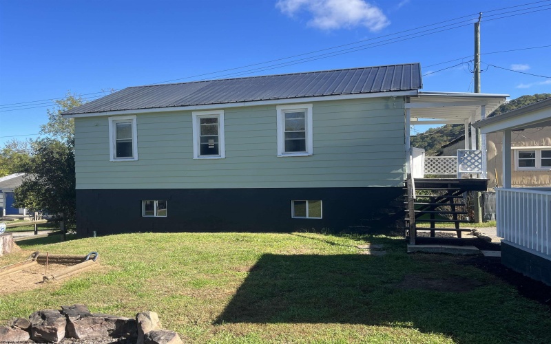 19 Forinash Road, Weston, West Virginia 26452, 3 Bedrooms Bedrooms, 6 Rooms Rooms,1 BathroomBathrooms,Single Family Detached,For Sale,Forinash,10161991