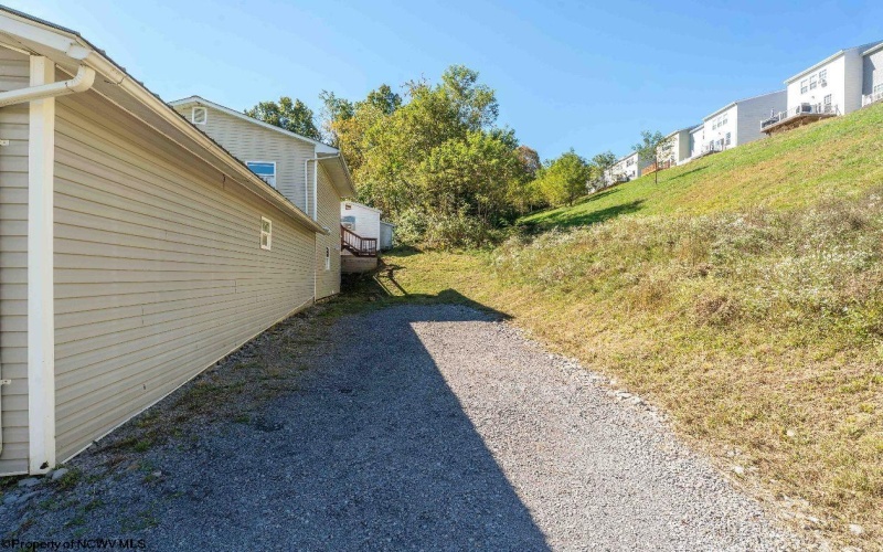 34 & 28 Harley Drive, Morgantown, West Virginia 26508, ,Multi-unit/income,For Sale,Harley,10161986