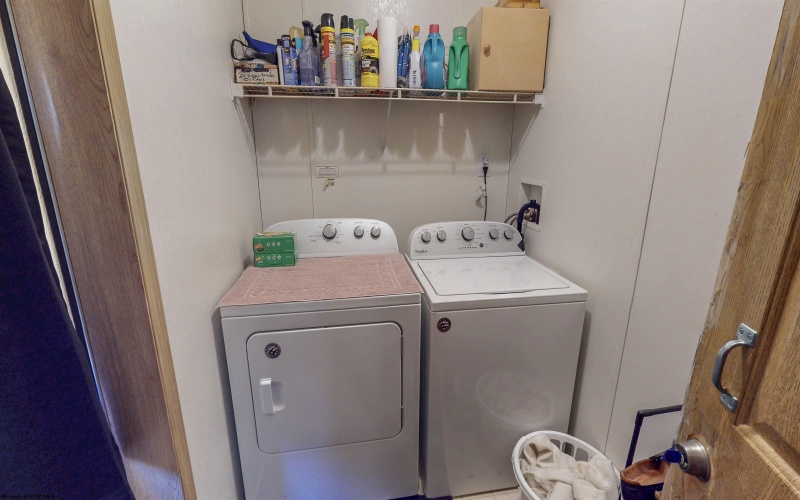 52 Saint Josephs Trail, Fairmont, West Virginia 26553, 3 Bedrooms Bedrooms, 8 Rooms Rooms,2 BathroomsBathrooms,Single Family Detached,For Sale,Saint Josephs,10161990