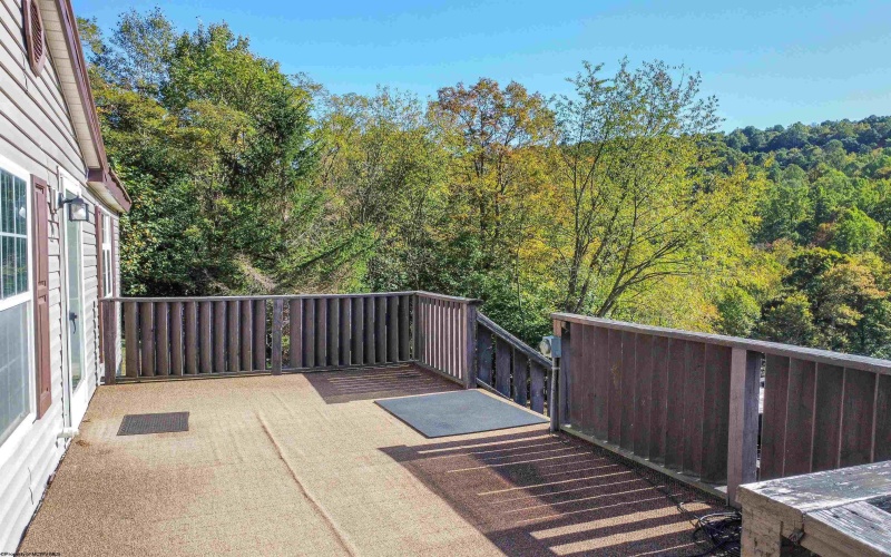 52 Saint Josephs Trail, Fairmont, West Virginia 26553, 3 Bedrooms Bedrooms, 8 Rooms Rooms,2 BathroomsBathrooms,Single Family Detached,For Sale,Saint Josephs,10161990