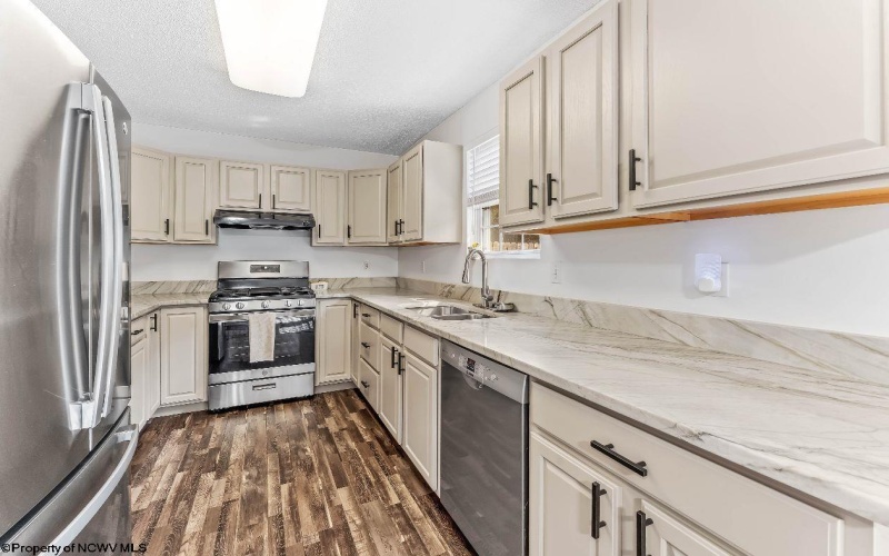 47 Clear Spring Drive, Morgantown, West Virginia 26508, 3 Bedrooms Bedrooms, 6 Rooms Rooms,2 BathroomsBathrooms,Single Family Attached,For Sale,Clear Spring,10161984 47 Clear Spring Drive, Morgantown, West Virginia 26508, 3 Bedrooms Bedrooms, 6 Rooms Rooms,2 BathroomsBathrooms,Single Family Attached,For Sale,Clear Spring,10161984