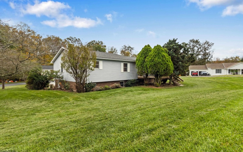 1307 Downwood Manor Drive, Morgantown, West Virginia 26508, 4 Bedrooms Bedrooms, 9 Rooms Rooms,2 BathroomsBathrooms,Single Family Detached,For Sale,Downwood Manor,10161988 1307 Downwood Manor Drive, Morgantown, West Virginia 26508, 4 Bedrooms Bedrooms, 9 Rooms Rooms,2 BathroomsBathrooms,Single Family Detached,For Sale,Downwood Manor,10161988
