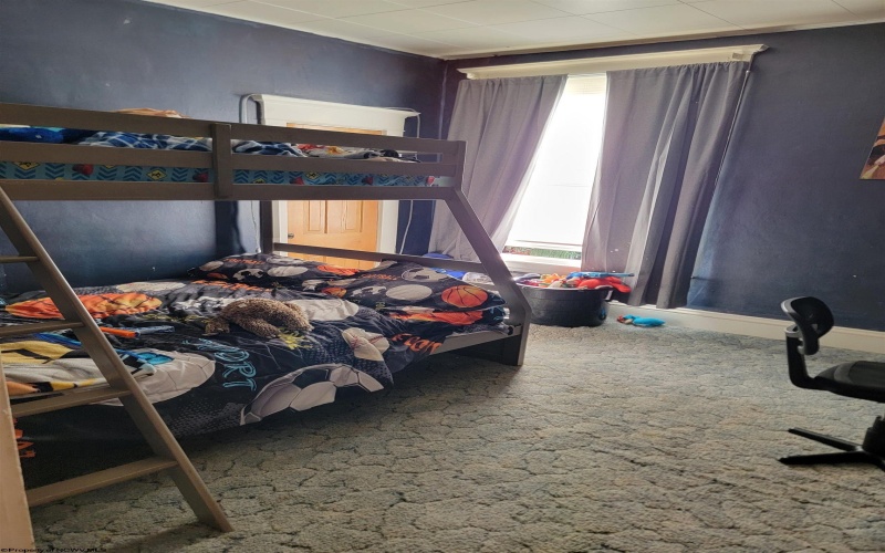 189 Summit Street, Elkins, West Virginia 26241, 4 Bedrooms Bedrooms, 8 Rooms Rooms,1 BathroomBathrooms,Single Family Detached,For Sale,Summit,10161980