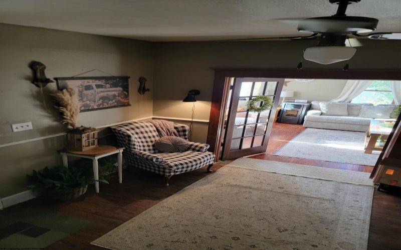 189 Summit Street, Elkins, West Virginia 26241, 4 Bedrooms Bedrooms, 8 Rooms Rooms,1 BathroomBathrooms,Single Family Detached,For Sale,Summit,10161980