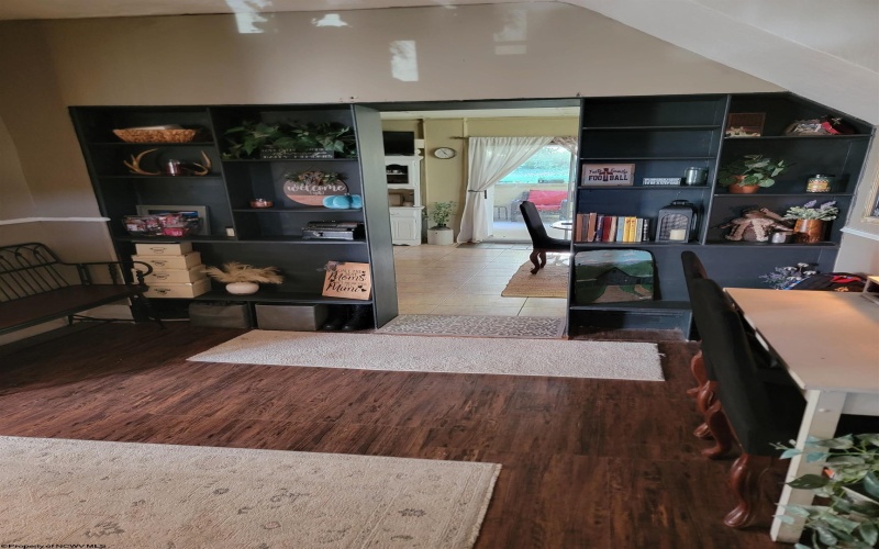 189 Summit Street, Elkins, West Virginia 26241, 4 Bedrooms Bedrooms, 8 Rooms Rooms,1 BathroomBathrooms,Single Family Detached,For Sale,Summit,10161980