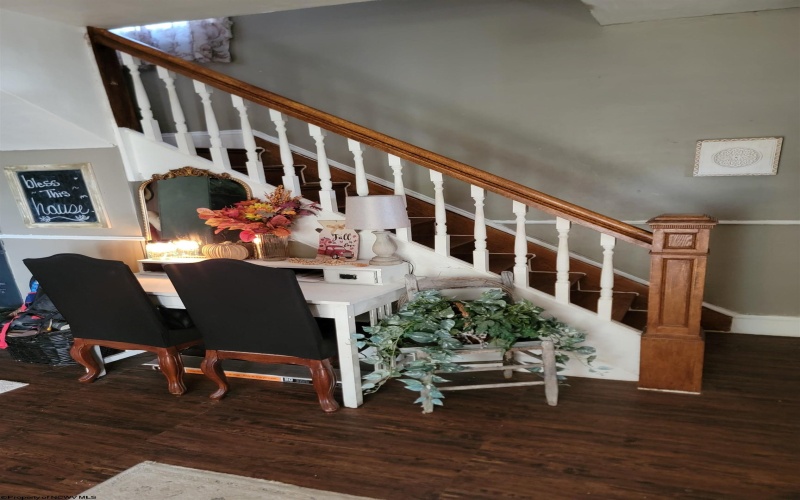 189 Summit Street, Elkins, West Virginia 26241, 4 Bedrooms Bedrooms, 8 Rooms Rooms,1 BathroomBathrooms,Single Family Detached,For Sale,Summit,10161980