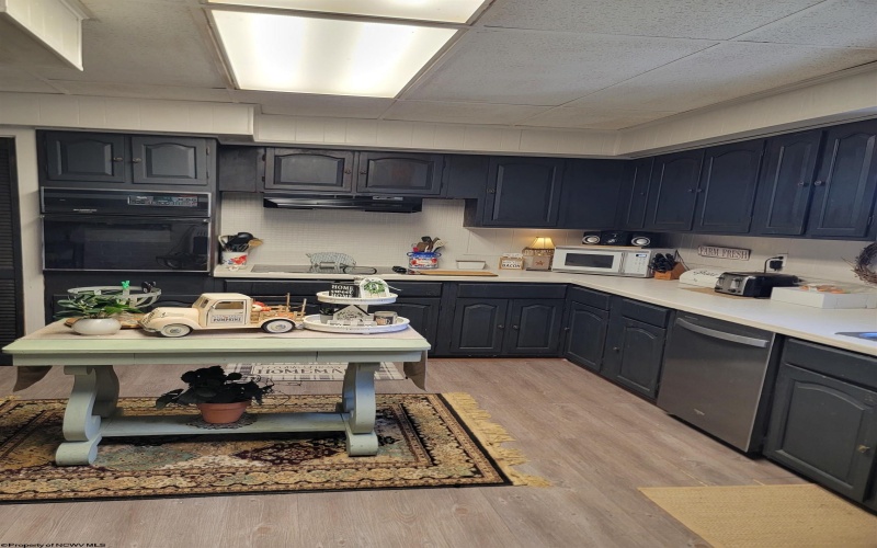 189 Summit Street, Elkins, West Virginia 26241, 4 Bedrooms Bedrooms, 8 Rooms Rooms,1 BathroomBathrooms,Single Family Detached,For Sale,Summit,10161980