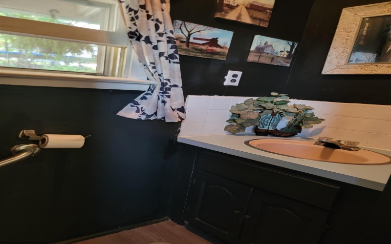 189 Summit Street, Elkins, West Virginia 26241, 4 Bedrooms Bedrooms, 8 Rooms Rooms,1 BathroomBathrooms,Single Family Detached,For Sale,Summit,10161980