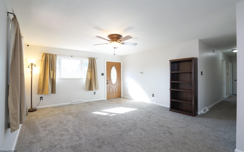 106 Mary Ann Street, West Milford, West Virginia 26451, 3 Bedrooms Bedrooms, 7 Rooms Rooms,1 BathroomBathrooms,Single Family Detached,For Sale,Mary Ann,10161985