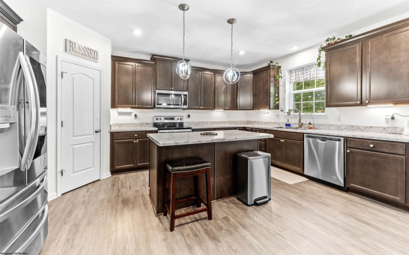 108 Caddie Court, Maidsville, West Virginia 26541, 4 Bedrooms Bedrooms, 6 Rooms Rooms,2 BathroomsBathrooms,Single Family Detached,For Sale,Caddie,10161981