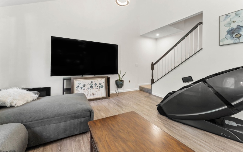 108 Caddie Court, Maidsville, West Virginia 26541, 4 Bedrooms Bedrooms, 6 Rooms Rooms,2 BathroomsBathrooms,Single Family Detached,For Sale,Caddie,10161981