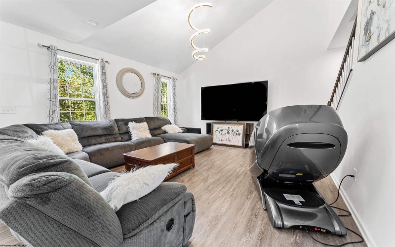 108 Caddie Court, Maidsville, West Virginia 26541, 4 Bedrooms Bedrooms, 6 Rooms Rooms,2 BathroomsBathrooms,Single Family Detached,For Sale,Caddie,10161981