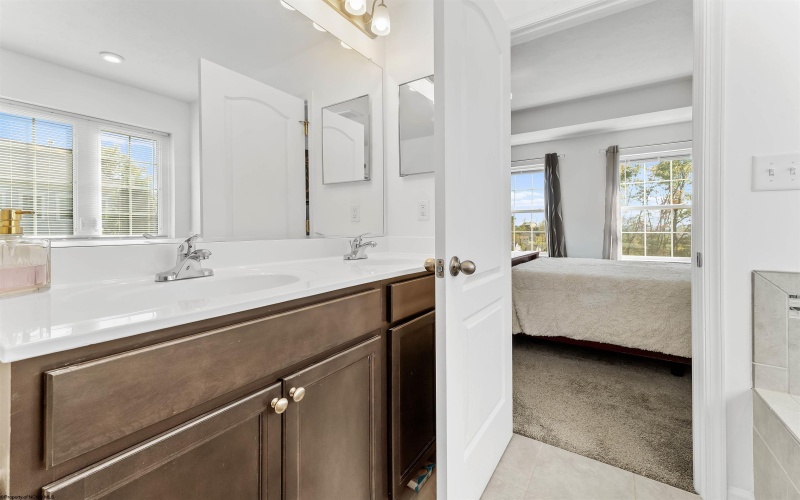 108 Caddie Court, Maidsville, West Virginia 26541, 4 Bedrooms Bedrooms, 6 Rooms Rooms,2 BathroomsBathrooms,Single Family Detached,For Sale,Caddie,10161981