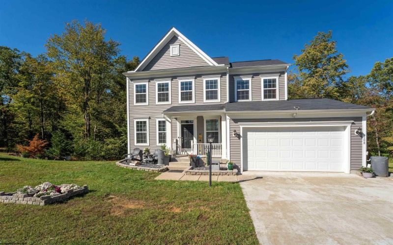 108 Caddie Court, Maidsville, West Virginia 26541, 4 Bedrooms Bedrooms, 6 Rooms Rooms,2 BathroomsBathrooms,Single Family Detached,For Sale,Caddie,10161981