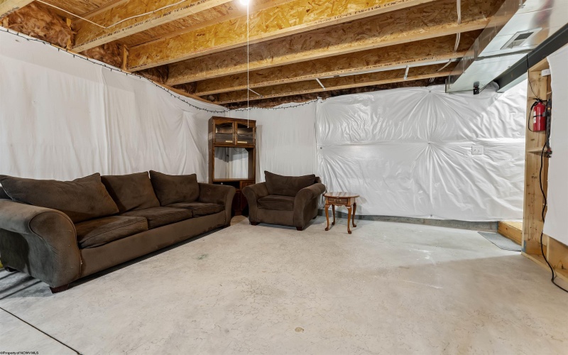 108 Caddie Court, Maidsville, West Virginia 26541, 4 Bedrooms Bedrooms, 6 Rooms Rooms,2 BathroomsBathrooms,Single Family Detached,For Sale,Caddie,10161981