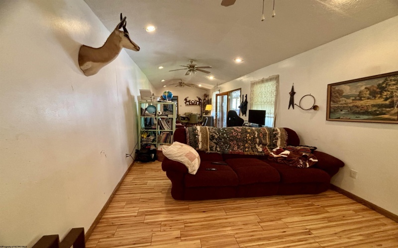 1810 Green Avenue, Clarksburg, West Virginia 26301, 3 Bedrooms Bedrooms, 7 Rooms Rooms,2 BathroomsBathrooms,Single Family Detached,For Sale,Green,10161976