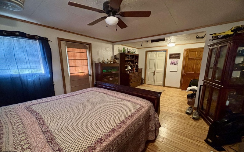 1810 Green Avenue, Clarksburg, West Virginia 26301, 3 Bedrooms Bedrooms, 7 Rooms Rooms,2 BathroomsBathrooms,Single Family Detached,For Sale,Green,10161976