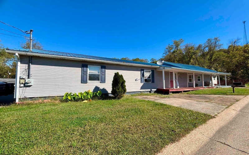 1810 Green Avenue, Clarksburg, West Virginia 26301, 3 Bedrooms Bedrooms, 7 Rooms Rooms,2 BathroomsBathrooms,Single Family Detached,For Sale,Green,10161976