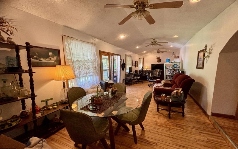 1810 Green Avenue, Clarksburg, West Virginia 26301, 3 Bedrooms Bedrooms, 7 Rooms Rooms,2 BathroomsBathrooms,Single Family Detached,For Sale,Green,10161976