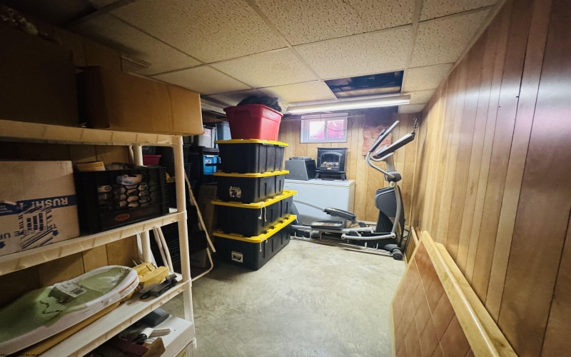 1322 Lincoln Way, Fairmont, West Virginia 26554, 3 Bedrooms Bedrooms, 8 Rooms Rooms,2 BathroomsBathrooms,Single Family Detached,For Sale,Lincoln,10161978 1322 Lincoln Way, Fairmont, West Virginia 26554, 3 Bedrooms Bedrooms, 8 Rooms Rooms,2 BathroomsBathrooms,Single Family Detached,For Sale,Lincoln,10161978