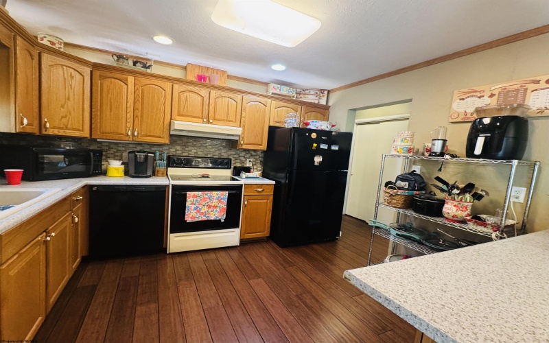 1322 Lincoln Way, Fairmont, West Virginia 26554, 3 Bedrooms Bedrooms, 8 Rooms Rooms,2 BathroomsBathrooms,Single Family Detached,For Sale,Lincoln,10161978 1322 Lincoln Way, Fairmont, West Virginia 26554, 3 Bedrooms Bedrooms, 8 Rooms Rooms,2 BathroomsBathrooms,Single Family Detached,For Sale,Lincoln,10161978