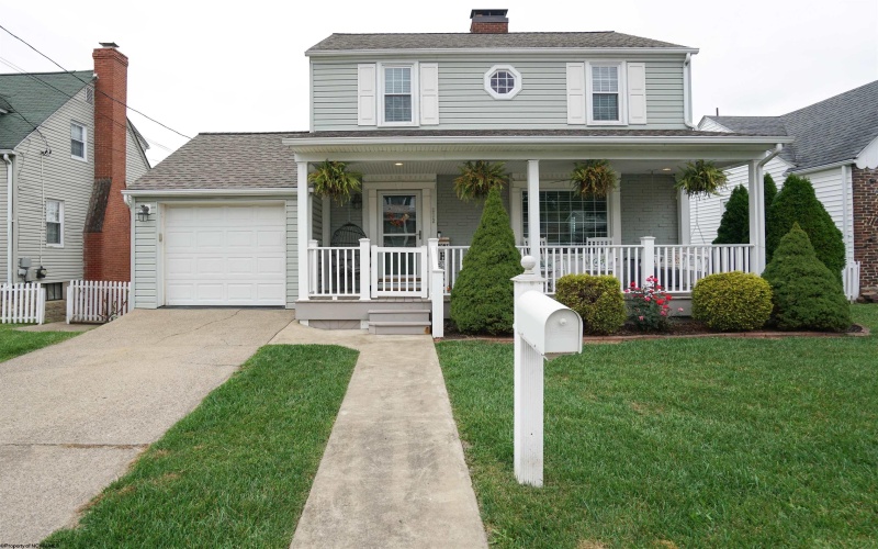 222 Gordon Street, Bridgeport, West Virginia 26330, 3 Bedrooms Bedrooms, 7 Rooms Rooms,1 BathroomBathrooms,Single Family Detached,For Sale,Gordon,10162003 222 Gordon Street, Bridgeport, West Virginia 26330, 3 Bedrooms Bedrooms, 7 Rooms Rooms,1 BathroomBathrooms,Single Family Detached,For Sale,Gordon,10162003