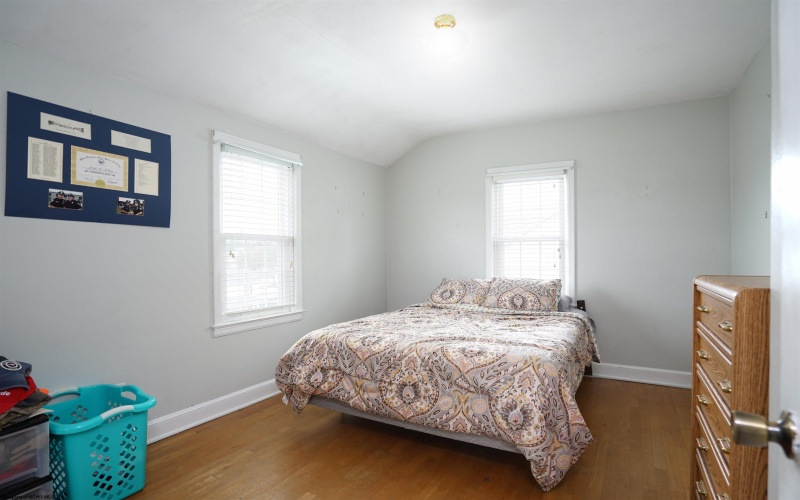 222 Gordon Street, Bridgeport, West Virginia 26330, 3 Bedrooms Bedrooms, 7 Rooms Rooms,1 BathroomBathrooms,Single Family Detached,For Sale,Gordon,10162003 222 Gordon Street, Bridgeport, West Virginia 26330, 3 Bedrooms Bedrooms, 7 Rooms Rooms,1 BathroomBathrooms,Single Family Detached,For Sale,Gordon,10162003
