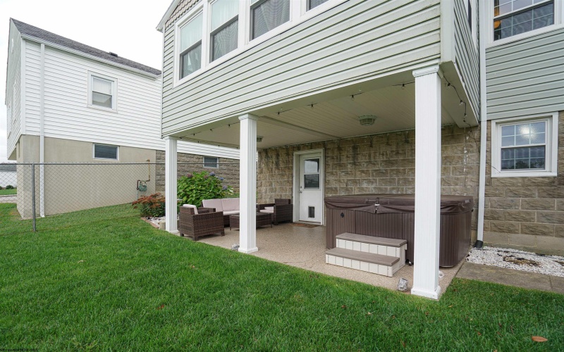 222 Gordon Street, Bridgeport, West Virginia 26330, 3 Bedrooms Bedrooms, 7 Rooms Rooms,1 BathroomBathrooms,Single Family Detached,For Sale,Gordon,10162003 222 Gordon Street, Bridgeport, West Virginia 26330, 3 Bedrooms Bedrooms, 7 Rooms Rooms,1 BathroomBathrooms,Single Family Detached,For Sale,Gordon,10162003