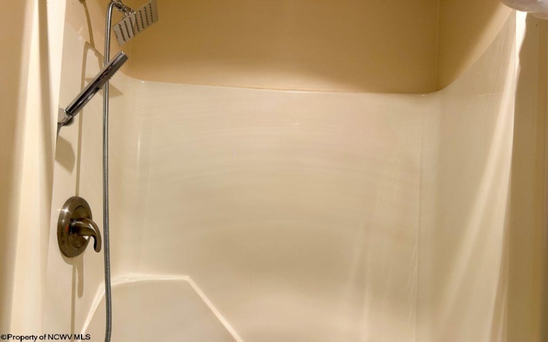 213 D Morgan Drive, Morgantown, West Virginia 26505, 3 Bedrooms Bedrooms, 7 Rooms Rooms,2 BathroomsBathrooms,Single Family Attached,For Sale,Morgan,10161996 213 D Morgan Drive, Morgantown, West Virginia 26505, 3 Bedrooms Bedrooms, 7 Rooms Rooms,2 BathroomsBathrooms,Single Family Attached,For Sale,Morgan,10161996