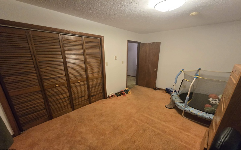 224 Hemlock Lane, Reedsville, West Virginia 26547, 4 Bedrooms Bedrooms, 8 Rooms Rooms,2 BathroomsBathrooms,Single Family Detached,For Sale,Hemlock,10162004